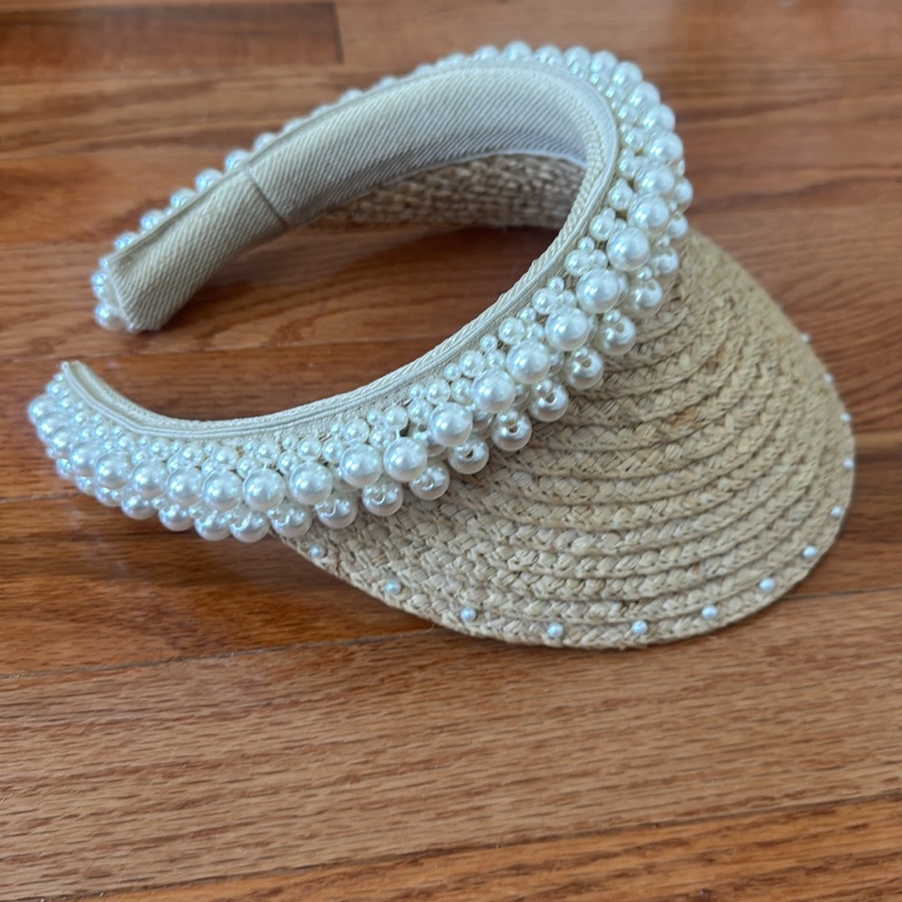 Pearl visor - Picture 2 of 4